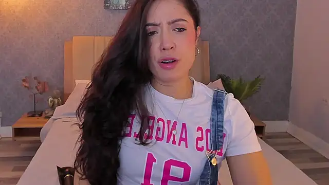 isabella winkler online show from 03/20/25, 08:19