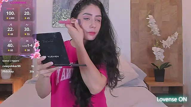 isabella winkler online show from 04/19/26, 12:06