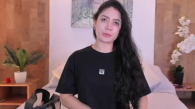 isabella winkler online show from 03/01/26, 12:49