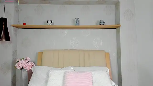 isabella winkler online show from 11/06/25, 02:32