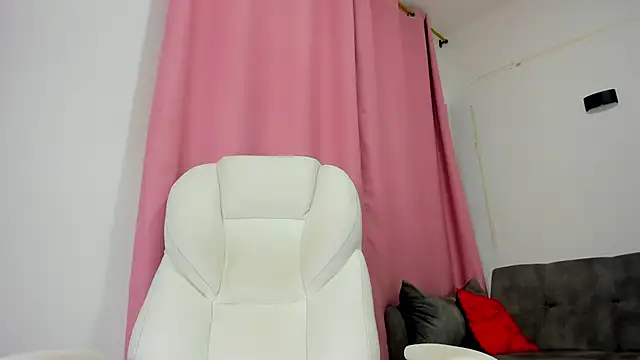 gaaby foxx online show from 11/05/25, 01:58