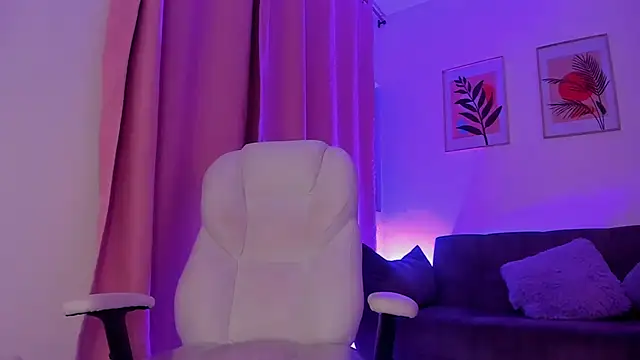 gaaby foxx online show from 11/28/25, 02:06