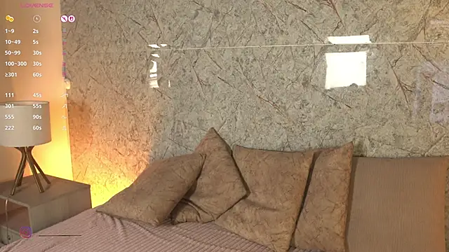 alison222  online show from 02/25/26, 12:05