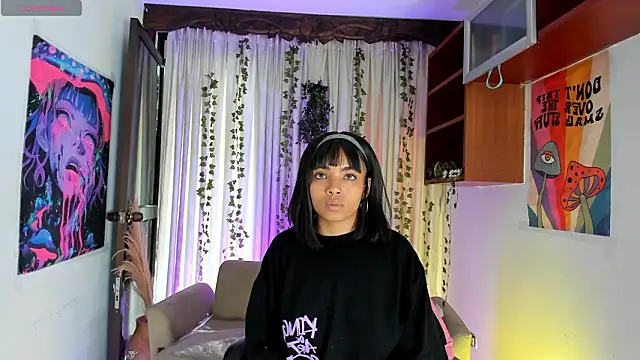 SarahLynn7 online show from 02/02/26, 10:20