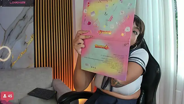 SarahLynn7 online show from 10/28/25, 08:08