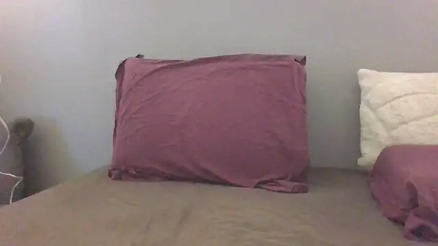 Snapshot of Valentinette chatting on 06/14/26, 12:28 Valentinette online show from 06/14/26, 12:28