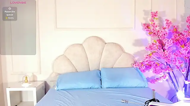 Candaceoweens online show from 10/28/25, 03:40