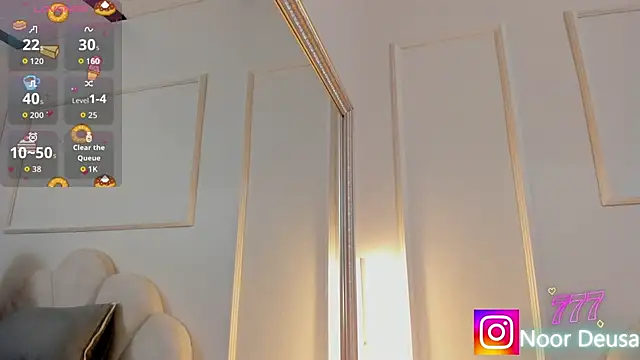 Candaceoweens online show from 04/15/26, 03:34