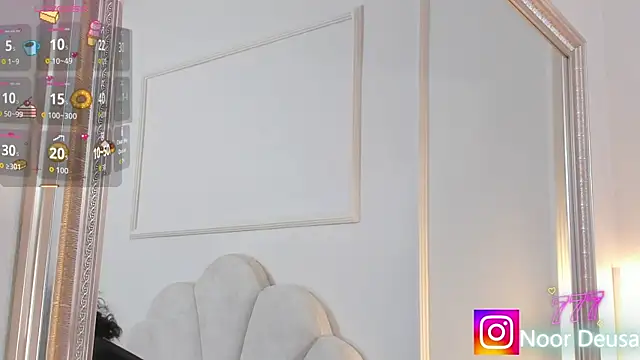 Candaceoweens online show from 04/18/26, 03:42