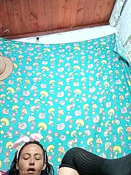 sarayulith online show from 04/17/26, 02:36