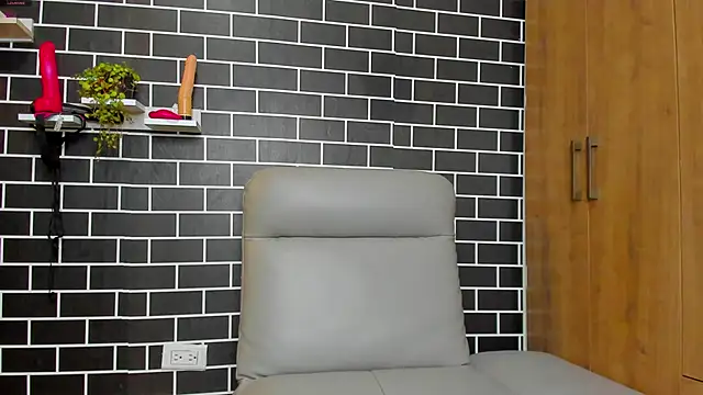 ANAL SEX NO MERCY online show from 03/23/25, 05:21