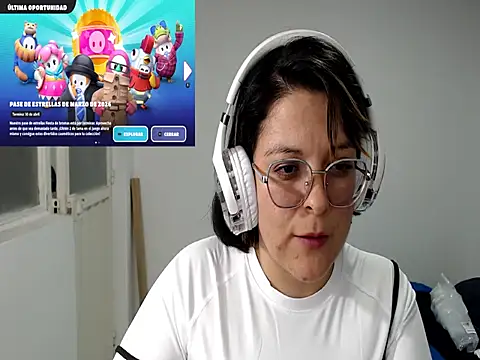 KimyCox 16 online show from 04/23/26, 12:50
