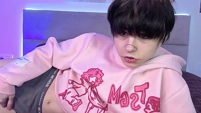 Alex Vallley online show from 04/05/26, 11:11