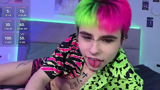 Alex Vallley online show from 11/02/25, 11:10