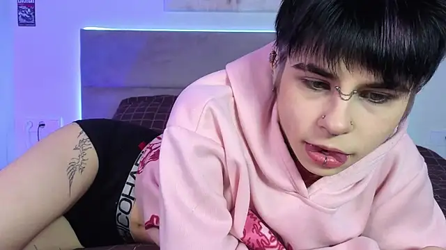 Alex Vallley online show from 12/17/25, 10:59