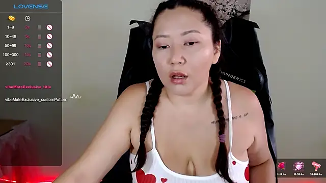 Snapshot of LisaAsianFlower chatting on 06/23/26, 04:43 LisaAsianFlower online show from 06/23/26, 04:43