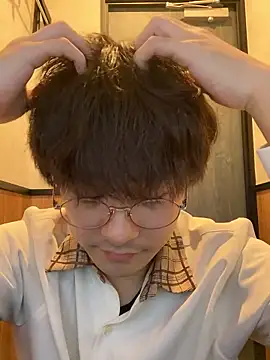 waka3232 online show from 10/04/25, 01:51