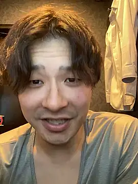 waka3232 online show from 11/04/25, 01:59