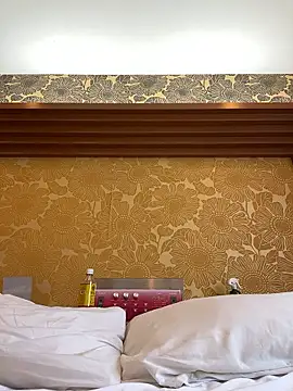 waka3232 online show from 04/12/26, 02:26