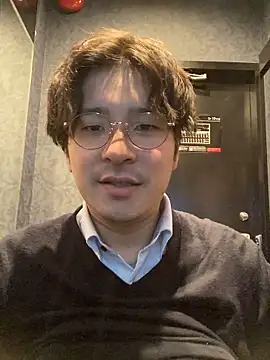 waka3232 online show from 10/28/25, 11:42