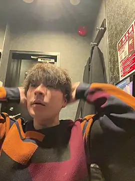 waka3232 online show from 01/18/26, 01:20