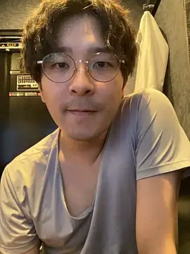 waka3232 online show from 10/22/25, 11:42