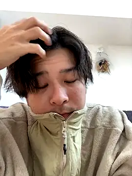 waka3232 online show from 11/10/25, 02:27