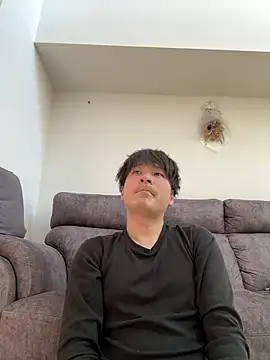 waka3232 online show from 12/18/25, 02:05