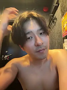 waka3232 online show from 05/26/26, 10:46
