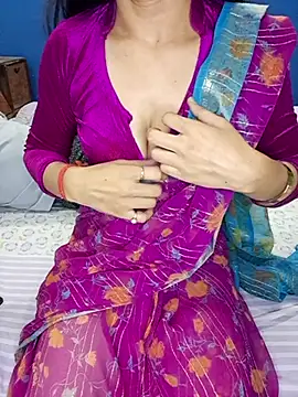 Cute-Zarina online show from 11/08/25, 04:32