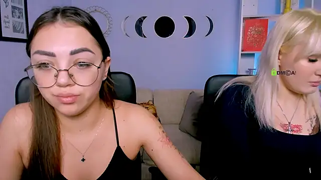 Snapshot of kiki_swan chatting on 01/13/26, 07:01 kiki swan online show from 01/13/26, 07:01