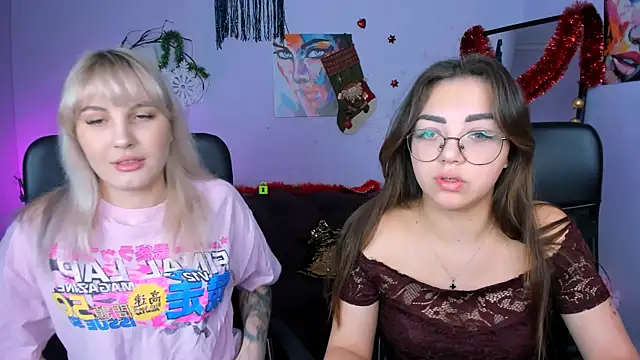 Snapshot of kiki_swan chatting on 01/06/26, 07:01 kiki swan online show from 01/06/26, 07:01