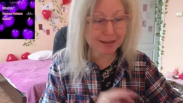 Wane Witch online show from 02/15/26, 07:09