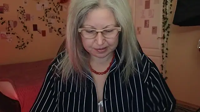 Wane Witch online show from 05/03/26, 10:13