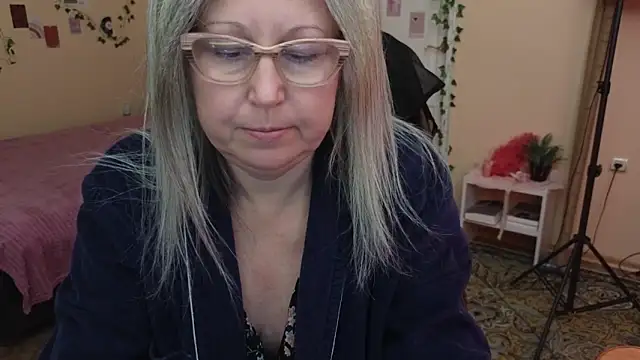 Wane Witch online show from 04/05/26, 08:15