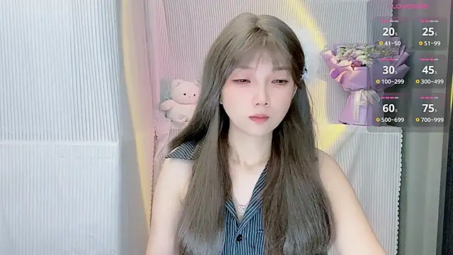 Evelyn-168 online show from 10/11/25, 12:50