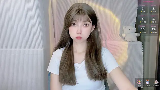 Evelyn-168 online show from 10/07/25, 02:40