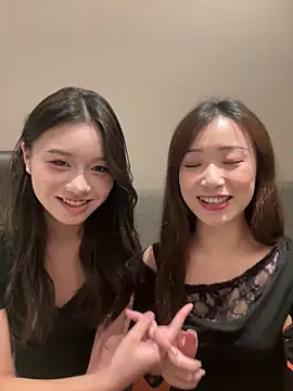 Snapshot of TOP_yoyo chatting on 10/15/25, 12:57 TOP yoyo online show from 10/15/25, 12:57