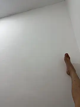 Snapshot of TOP_yoyo chatting on 03/15/25, 08:21 TOP yoyo online show from 03/15/25, 08:21