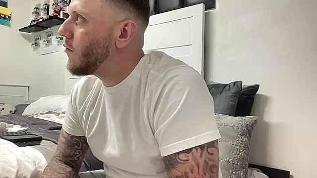 Snapshot of Thegreatwhitepipe chatting on 10/02/25, 04:16 Thegreatwhitepipe online show from 10/02/25, 04:16