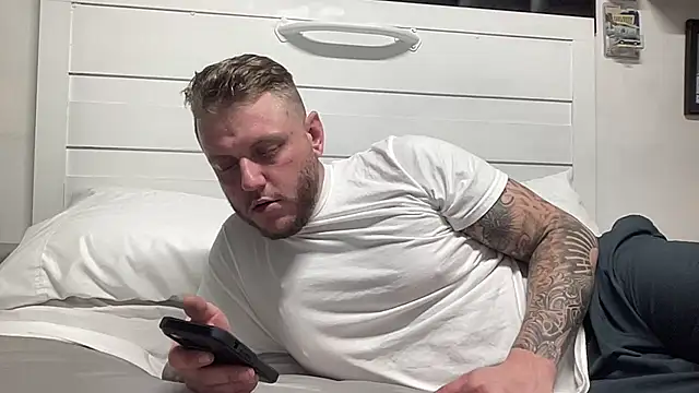 Snapshot of Thegreatwhitepipe chatting on 09/26/25, 11:39 Thegreatwhitepipe online show from 09/26/25, 11:39