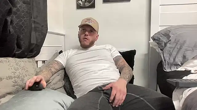 Snapshot of Thegreatwhitepipe chatting on 11/06/25, 11:25 Thegreatwhitepipe online show from 11/06/25, 11:25