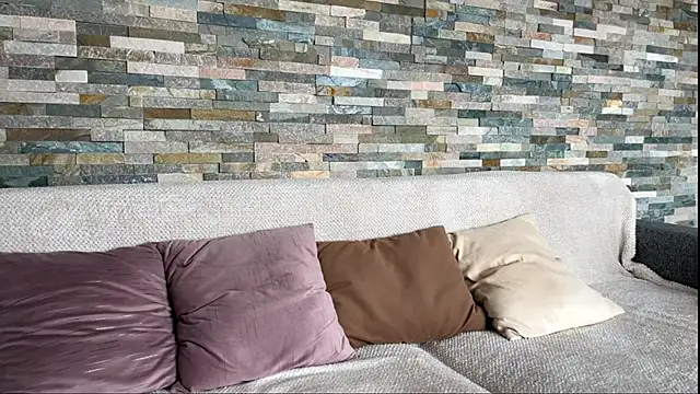 Aurora 5 online show from 10/02/25, 11:24