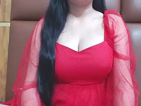 RealNaina online show from 03/04/26, 06:04