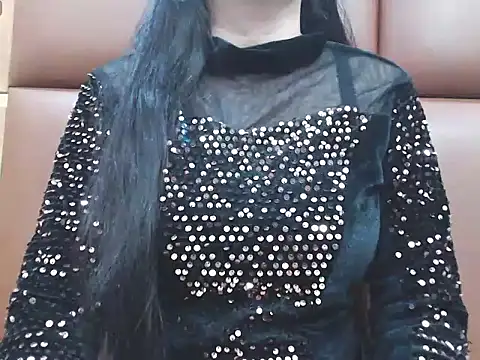 RealNaina online show from 11/11/25, 05:52