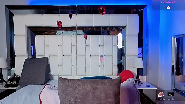 Snapshot of Sarafountain chatting on 02/27/26, 07:08 Sarafountain online show from 02/27/26, 07:08