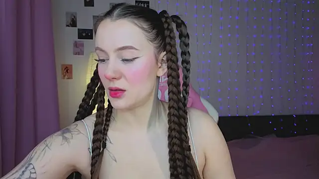 Bella Garcia online show from 02/08/26, 03:37