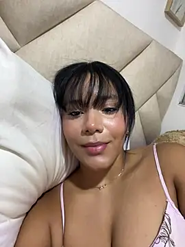 Snapshot of adalinarusell_ chatting on 07/11/26, 11:38 adalinarusell online show from 07/11/26, 11:38