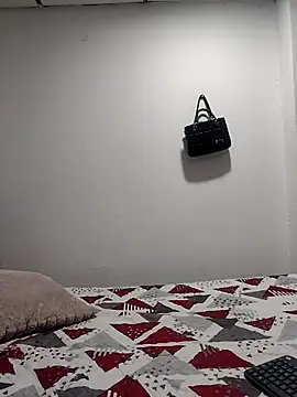 mialorents online show from 11/19/25, 08:53