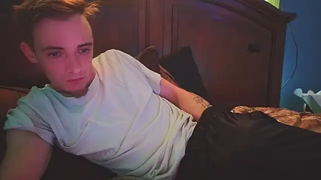 Ilovepussy1911 online show from 04/09/26, 04:57